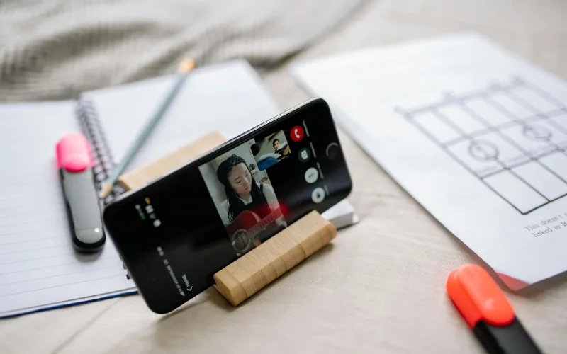 TikTok and YouTube in professional training