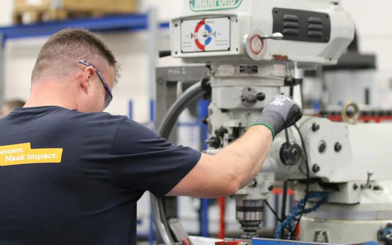 Predictive maintenance in auto, three plants compared