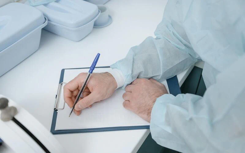 What doctors gain from automated medical summaries